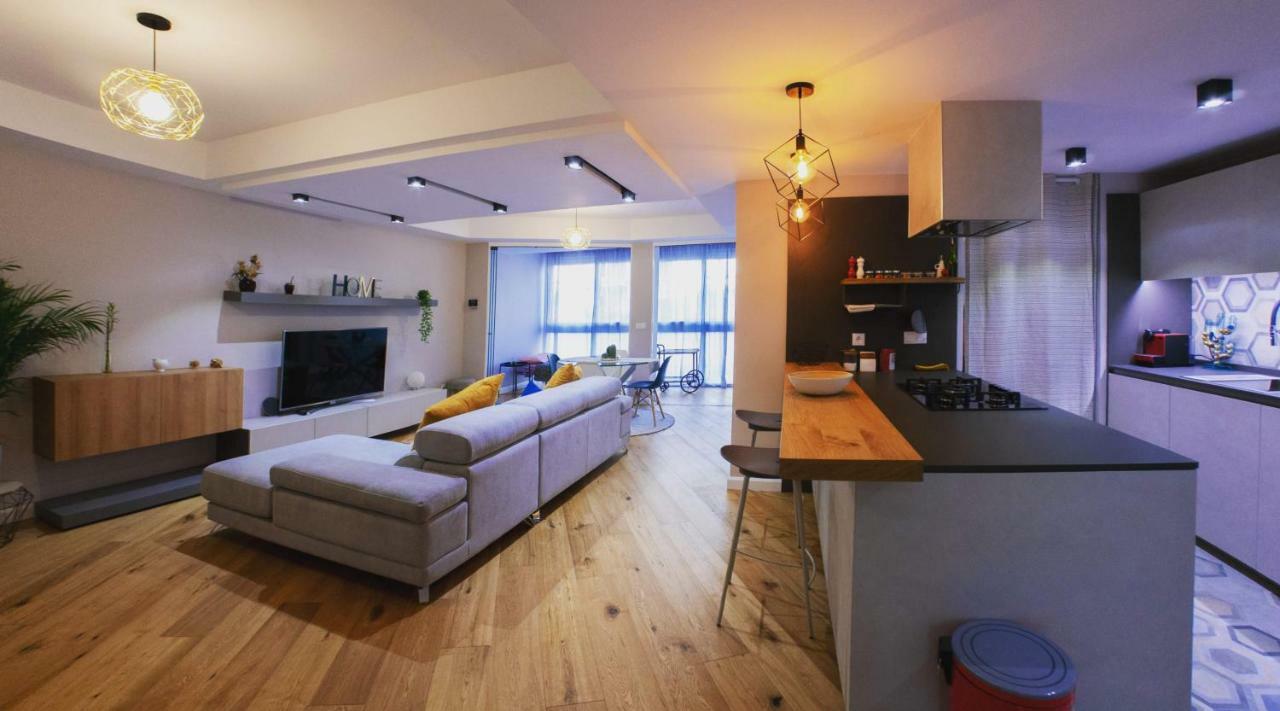 Hexagonal Design Apartment Valencia Luaran gambar
