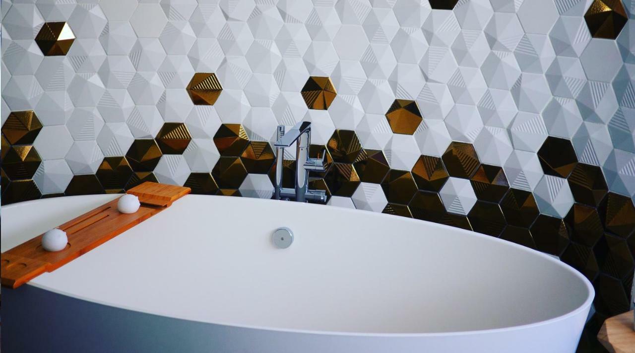 Hexagonal Design Apartment Valencia Luaran gambar
